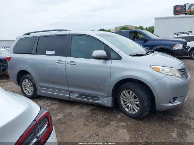 5TDYK3DCXGS697249 Toyota Sienna Xle 8 Passenger