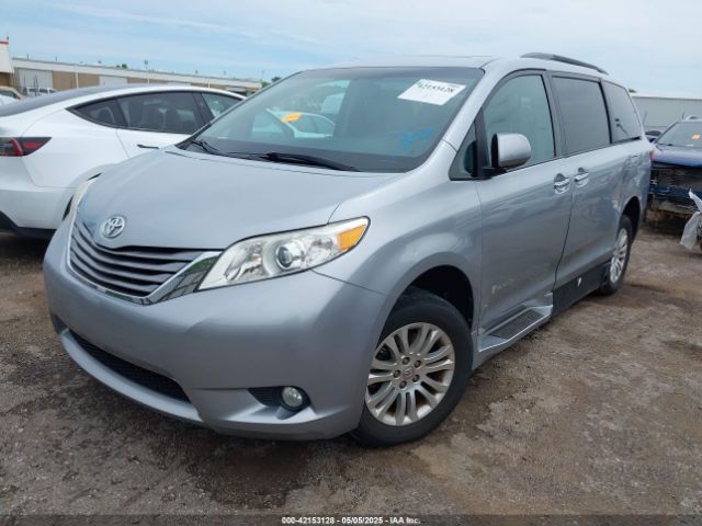 5TDYK3DCXGS697249 Toyota Sienna Xle 8 Passenger
