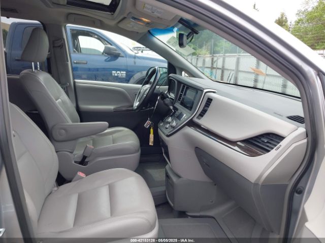 5TDYK3DCXGS697249 Toyota Sienna Xle 8 Passenger