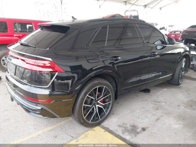 WA1EVAF1XMD033688 Audi Q8
