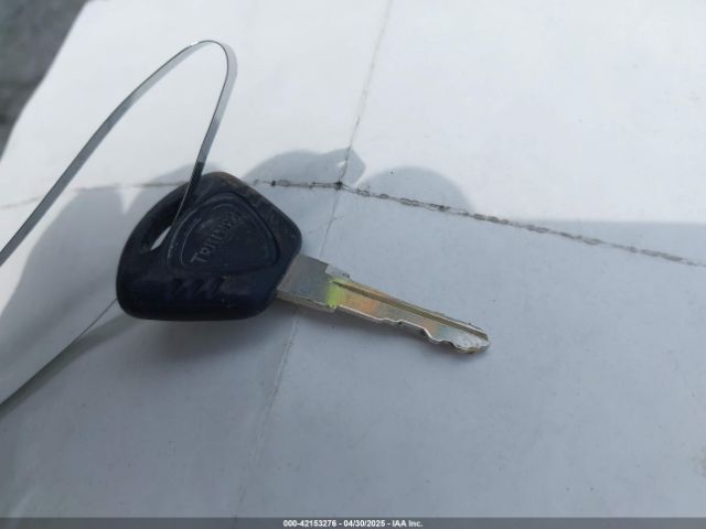 2015 TRIUMPH MOTORCYCLE THRUXTON SMT920K1XFT664290 Photo 10