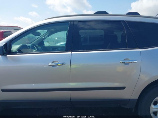 1GNKRFED2EJ140041 Chevrolet Traverse Ls
