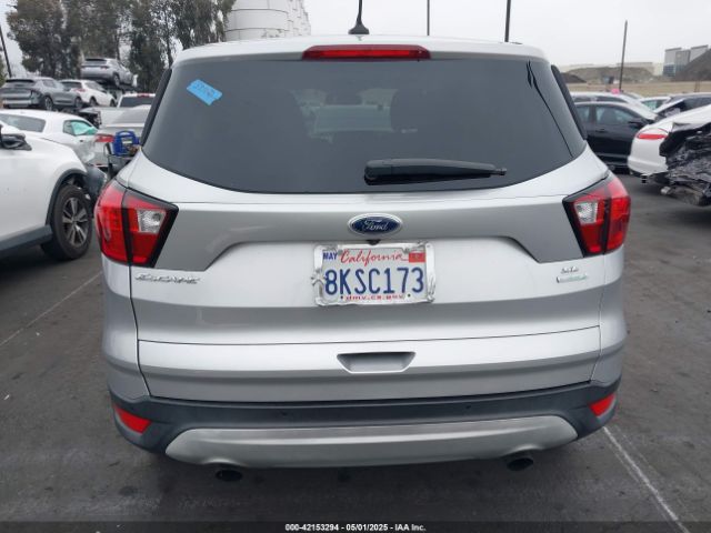 1FMCU0GD1KUB81935 Ford ESCAPE SE