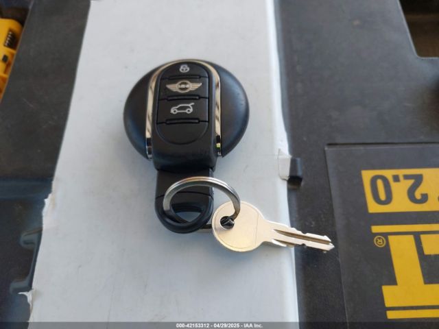 2017 MINI CLUBMAN WMWLU5C57H2E81953 Photo 10