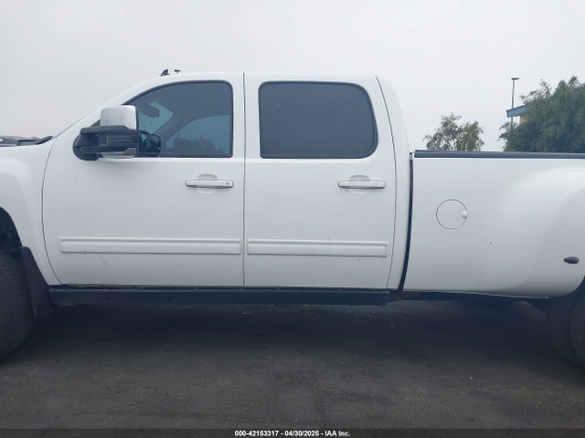 42153317 :رقم المزاد ، 1GC4K1C85DF206842 vin ، 2013 Chevrolet Silverado 3500hd Ltz مزاد بيع