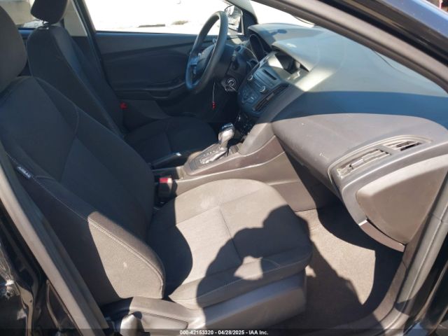 1FADP3F23FL313614 Ford FOCUS SE
