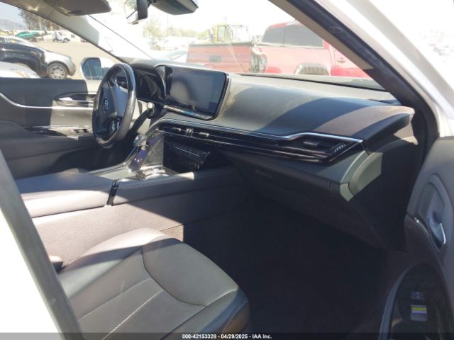 JTDAAAAA3NA006584 Toyota Mirai Xle