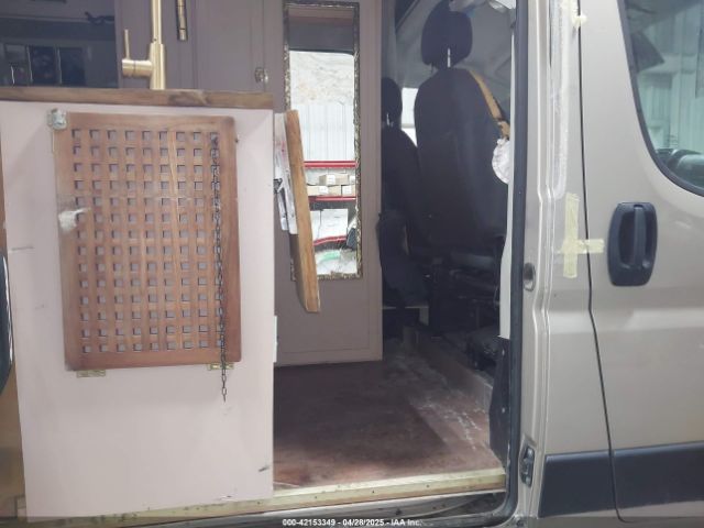 3C6MRVJG8NE117900 RAM Promaster 3500 Cargo Van High Roof 159 Wb Ext
