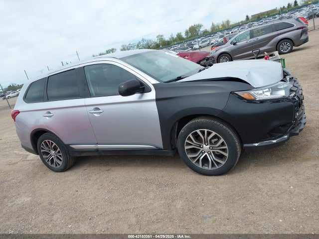 JA4AZ2A36HZ064804 Mitsubishi Outlander Es