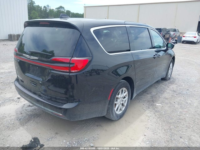 Chrysler Pacifica Touring L 2024 2C4RC1BG3RR171990 Image 4
