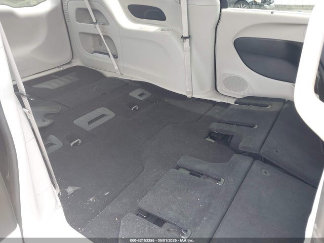 Chrysler Pacifica Touring L 2024 2C4RC1BG3RR171990 Image 8