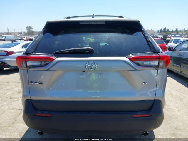 2T3H1RFV0LC081042 Toyota RAV4 LE