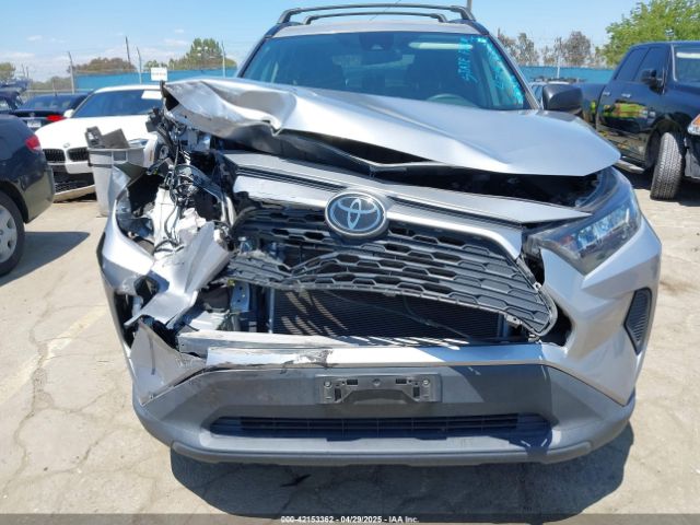 2T3H1RFV0LC081042 Toyota RAV4 LE