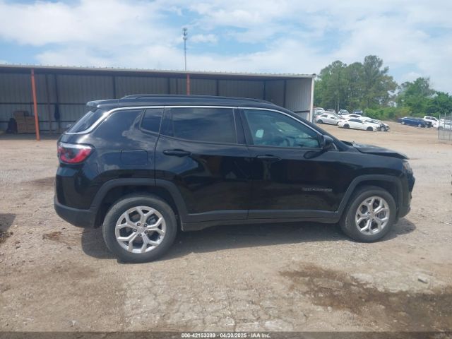 3C4NJDBN4RT119513 Jeep Compass Latitude 4x4