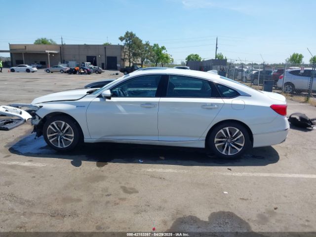 1HGCV3F98LA000043 Honda Accord Hybrid Touring