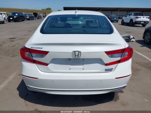 1HGCV3F98LA000043 Honda Accord Hybrid Touring