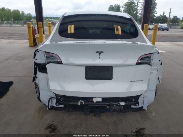 7SAYGAEE8PF809009 Tesla Model Y Awd/long Range Dual Motor All-wheel Drive