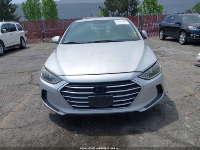 KMHD74LFXHU092061 Hyundai ELANTRA SE