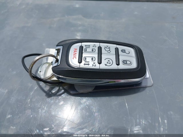 2C4RC1BG5PR601676 Chrysler Pacifica Touring L