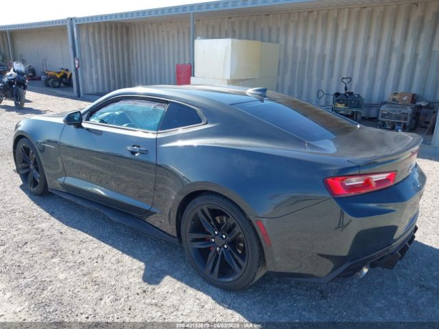 2018 CHEVROLET CAMARO 1G1FB1RS9J0190518 Photo 2