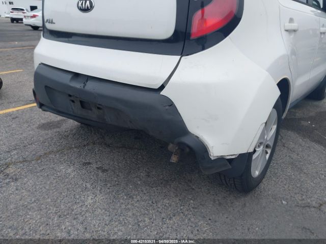 KNDJN2A25E7045693 KIA Soul