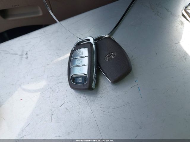 KM8J33AL5KU021603 Hyundai TUCSON SEL