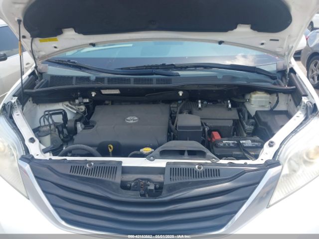 5TDKK3DC0ES525654 Toyota Sienna Le V6 8 Passenger