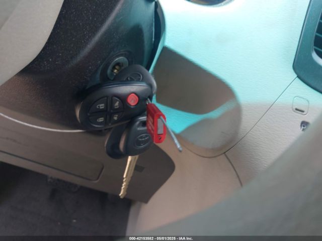 5TDKK3DC0ES525654 Toyota Sienna Le V6 8 Passenger