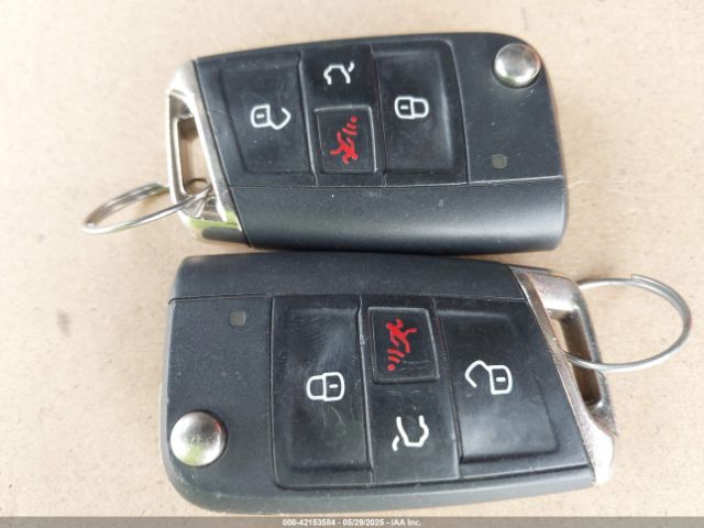 2020 VOLKSWAGEN TIGUAN 3VV3B7AXXLM058423 Photo 10