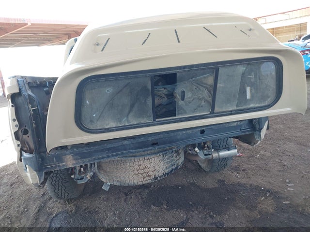 3TMCZ5AN9LM321515 Toyota Tacoma Trd Off-road