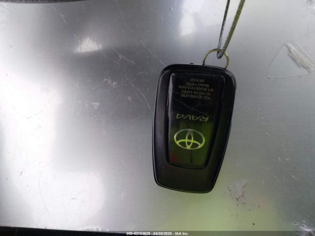 JTMW1RFV1MD062147 Toyota Rav4 Xle