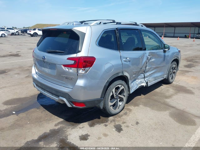 JF2SKARC9PH506171 Subaru Forester Touring