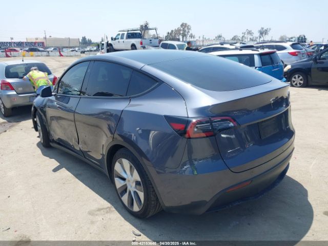 2023 TESLA MODEL Y 7SAYGAEE3PF871904 Photo 2