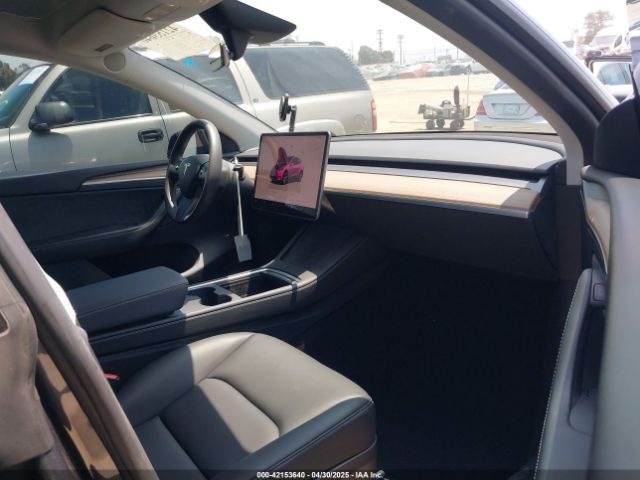 2023 TESLA MODEL Y 7SAYGAEE3PF871904 Photo 4