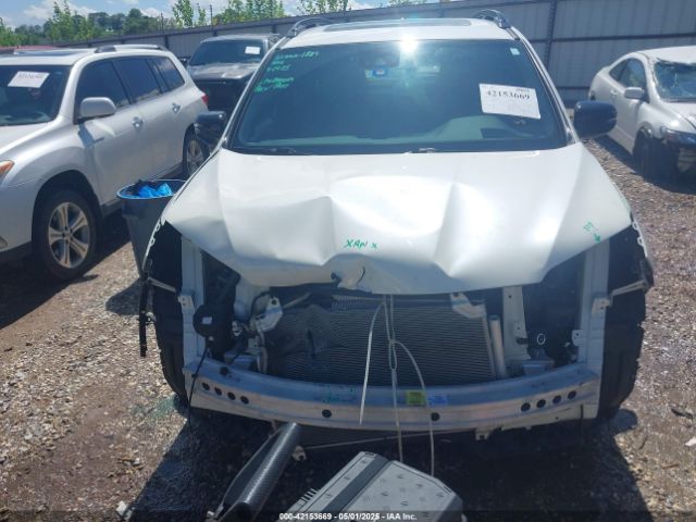5FNYF8H0XKB000774 Honda Passport Elite