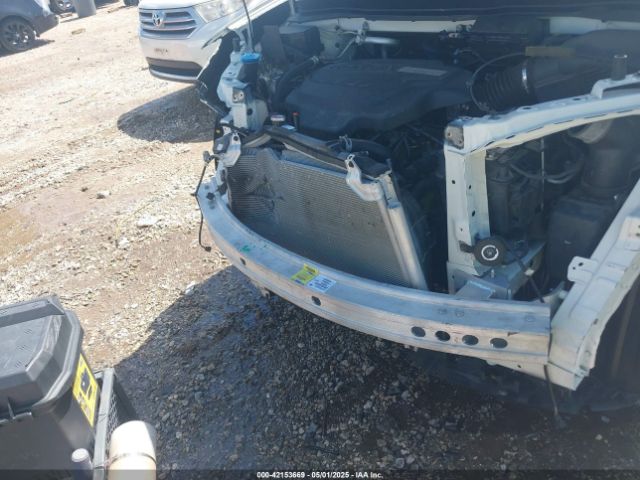 5FNYF8H0XKB000774 Honda Passport Elite