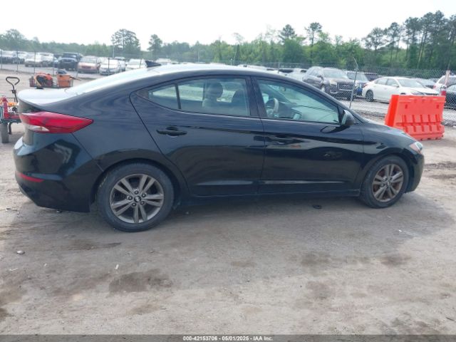 5NPD84LFXHH025729 Hyundai ELANTRA SE