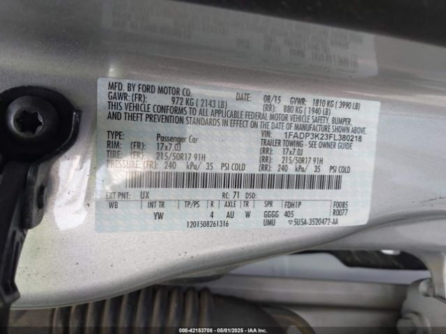 1FADP3K23FL380218 Ford FOCUS SE