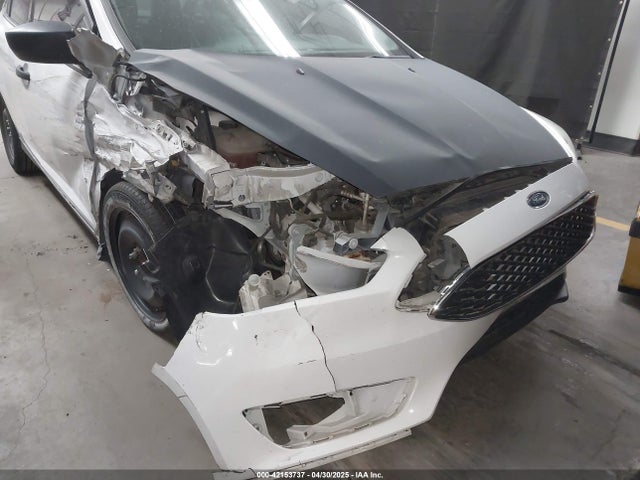 1FADP3E27HL230613 Ford FOCUS S