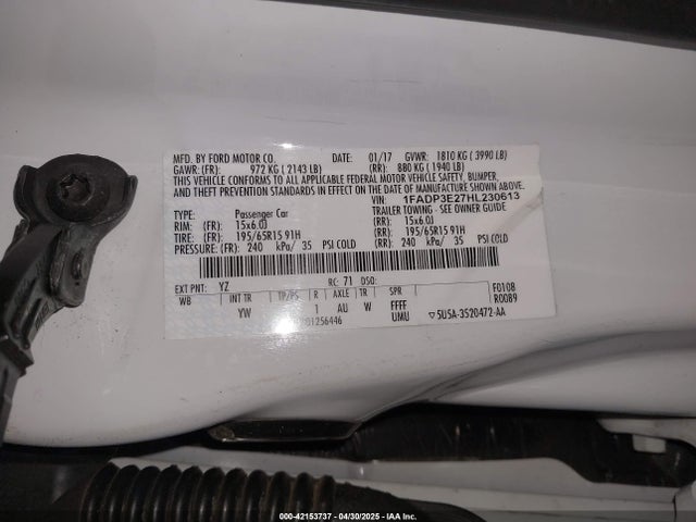1FADP3E27HL230613 Ford FOCUS S