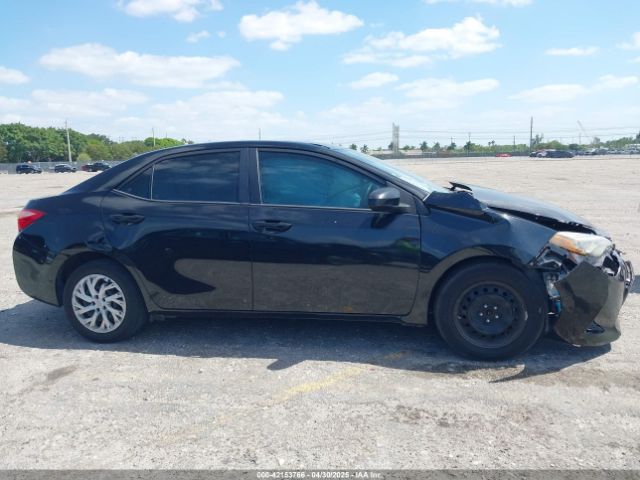 5YFBURHE1KP865263 Toyota COROLLA LE