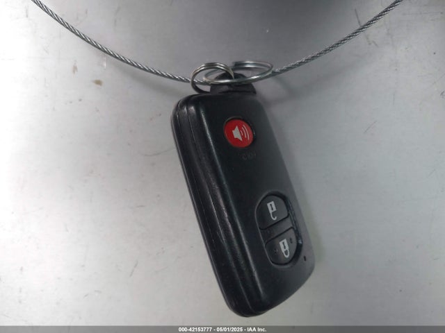 JTDZN3EU5GJ052489 Toyota Prius V Two