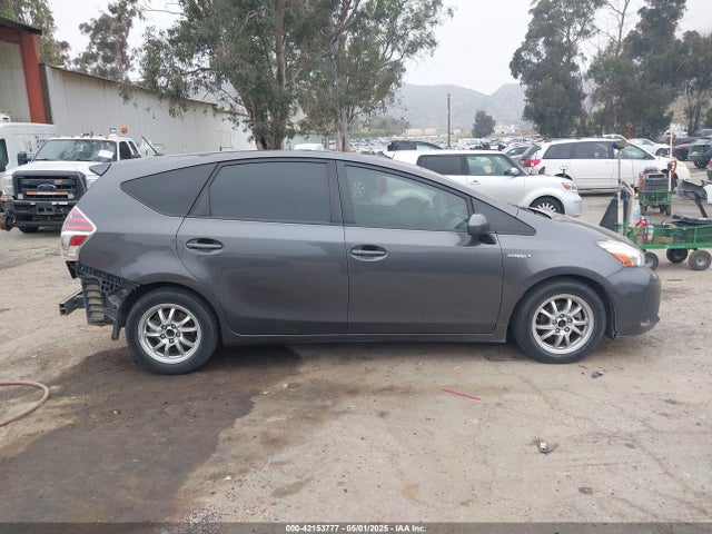 JTDZN3EU5GJ052489 Toyota Prius V Two