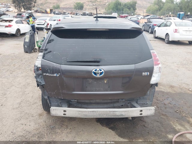 JTDZN3EU5GJ052489 Toyota Prius V Two
