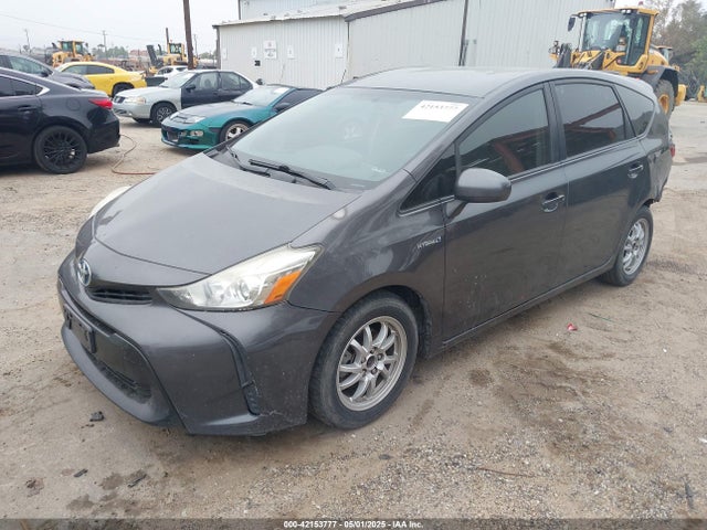 JTDZN3EU5GJ052489 Toyota Prius V Two
