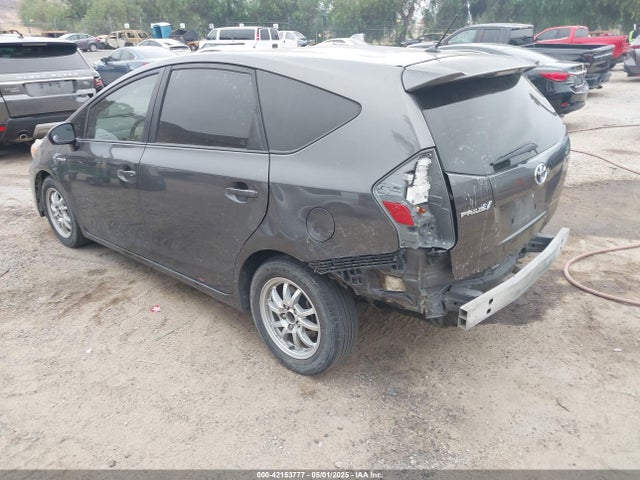 JTDZN3EU5GJ052489 Toyota Prius V Two