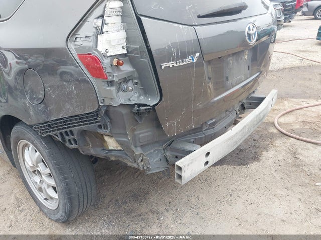 JTDZN3EU5GJ052489 Toyota Prius V Two