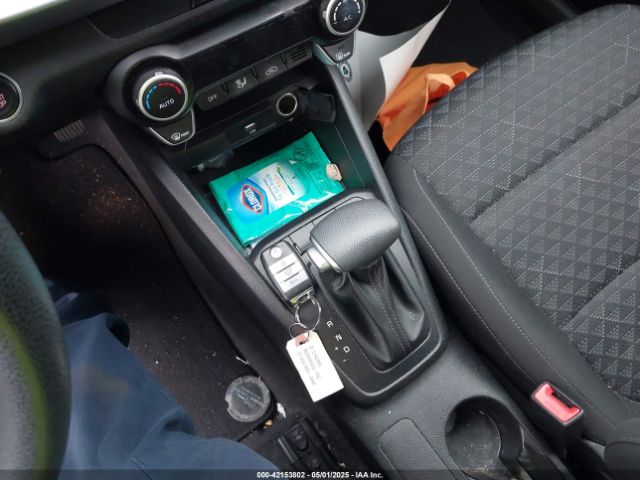 3KPA25AD1ME420750 KIA Rio 5-door S