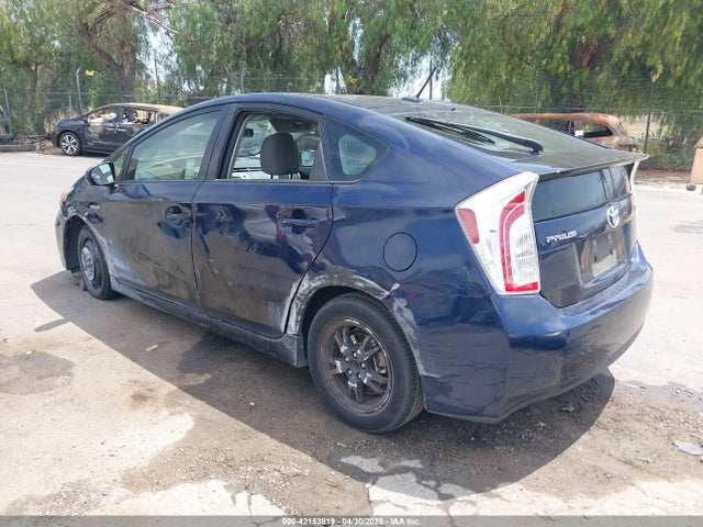 JTDKN3DU0F0460986 Toyota Prius Three