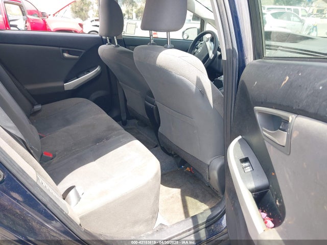 JTDKN3DU0F0460986 Toyota Prius Three
